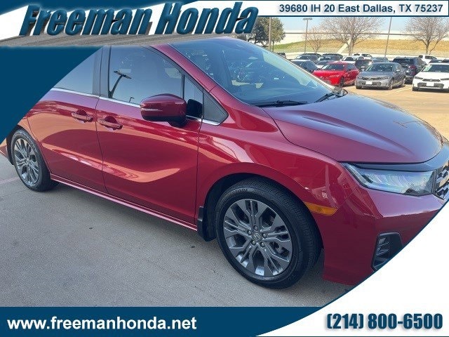 2025 Honda Odyssey Touring's photo