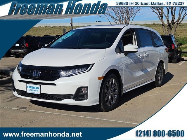 2026 Honda Odyssey Touring's photo