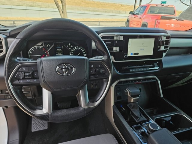 2025 Toyota Tundra SR5 - Photo 17