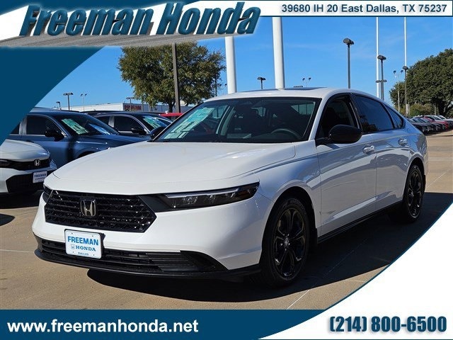 2025 Honda Accord SE's photo