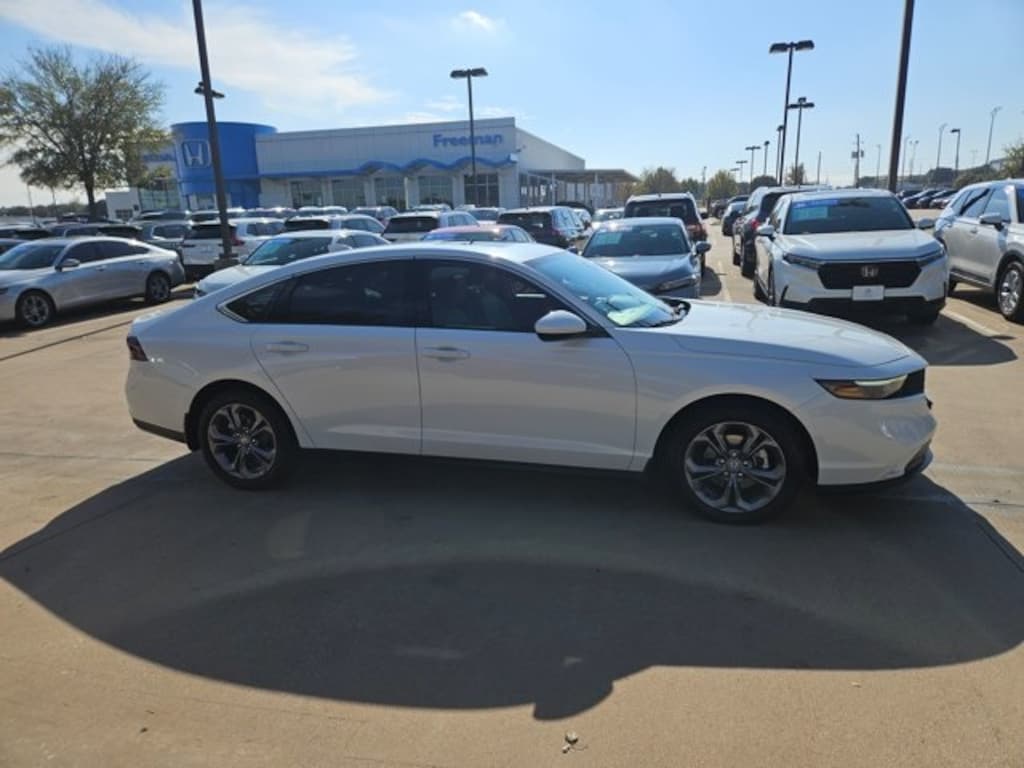 Used 2024 Honda Accord EX Sedan