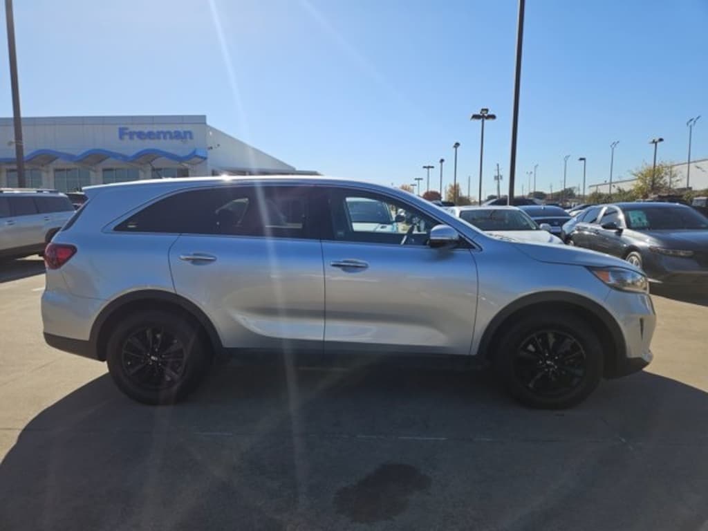Used 2020 Kia Sorento 3.3L LX SUV