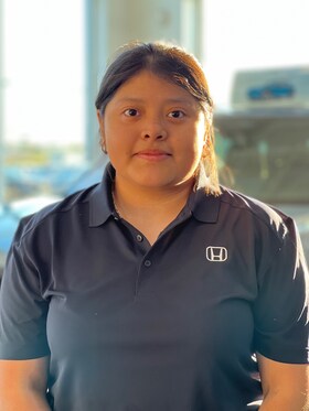 Staff member Rocio Serrano from ID_61b607845200