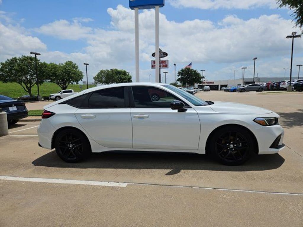 Used 2024 Honda Civic Sport Hatchback