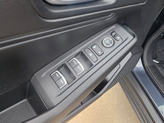 2023 Honda Accord LX - Photo 13