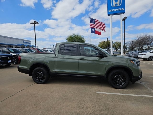 2026 Honda Ridgeline TrailSport - Photo 4