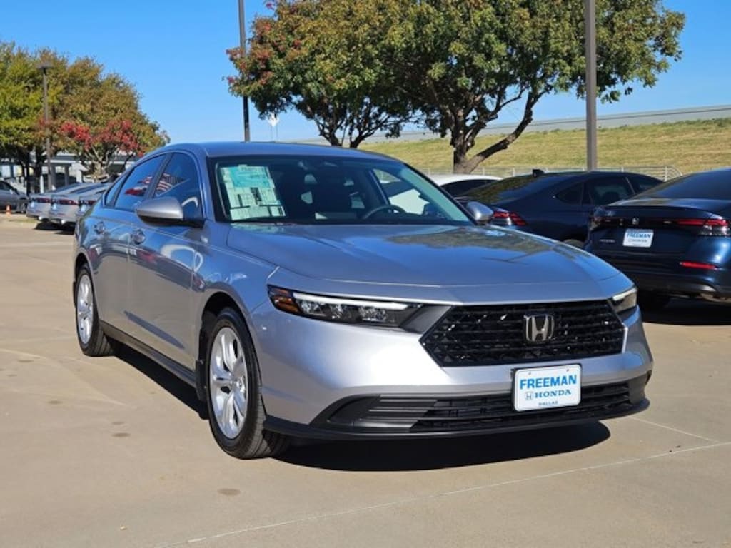 New 2025 Honda Accord LX Sedan