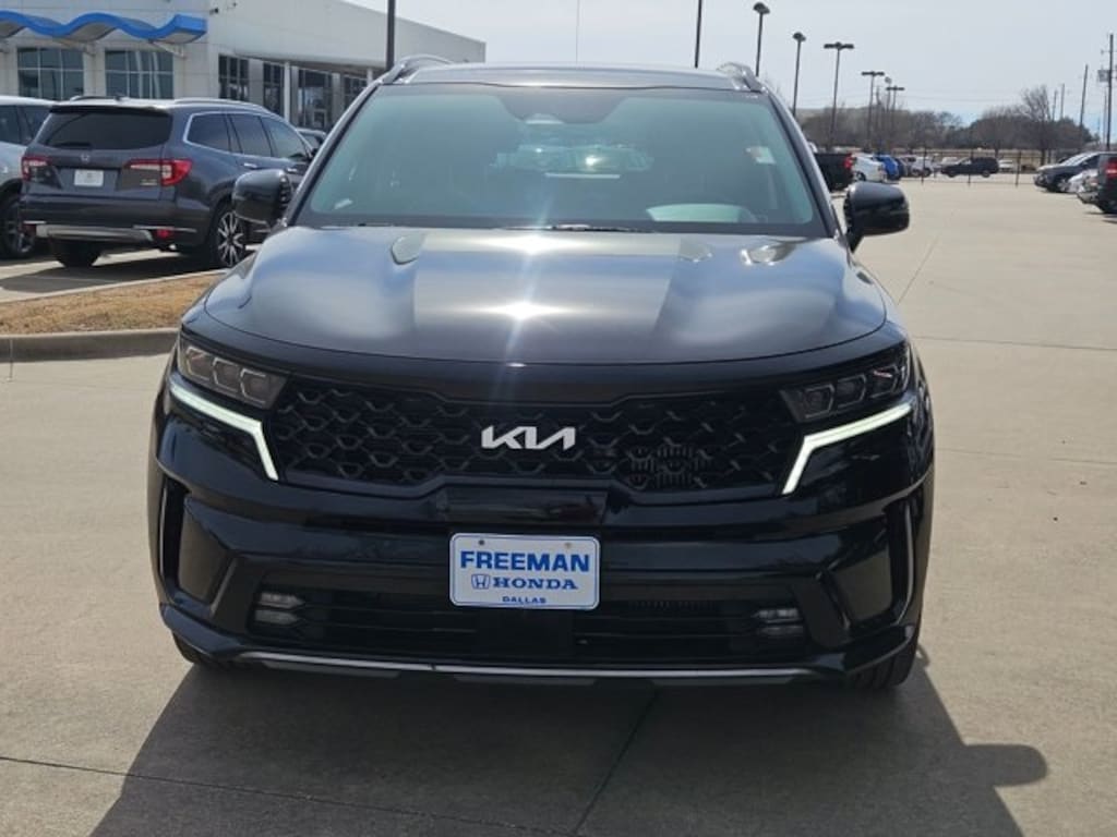 Used 2023 Kia Sorento SX SUV