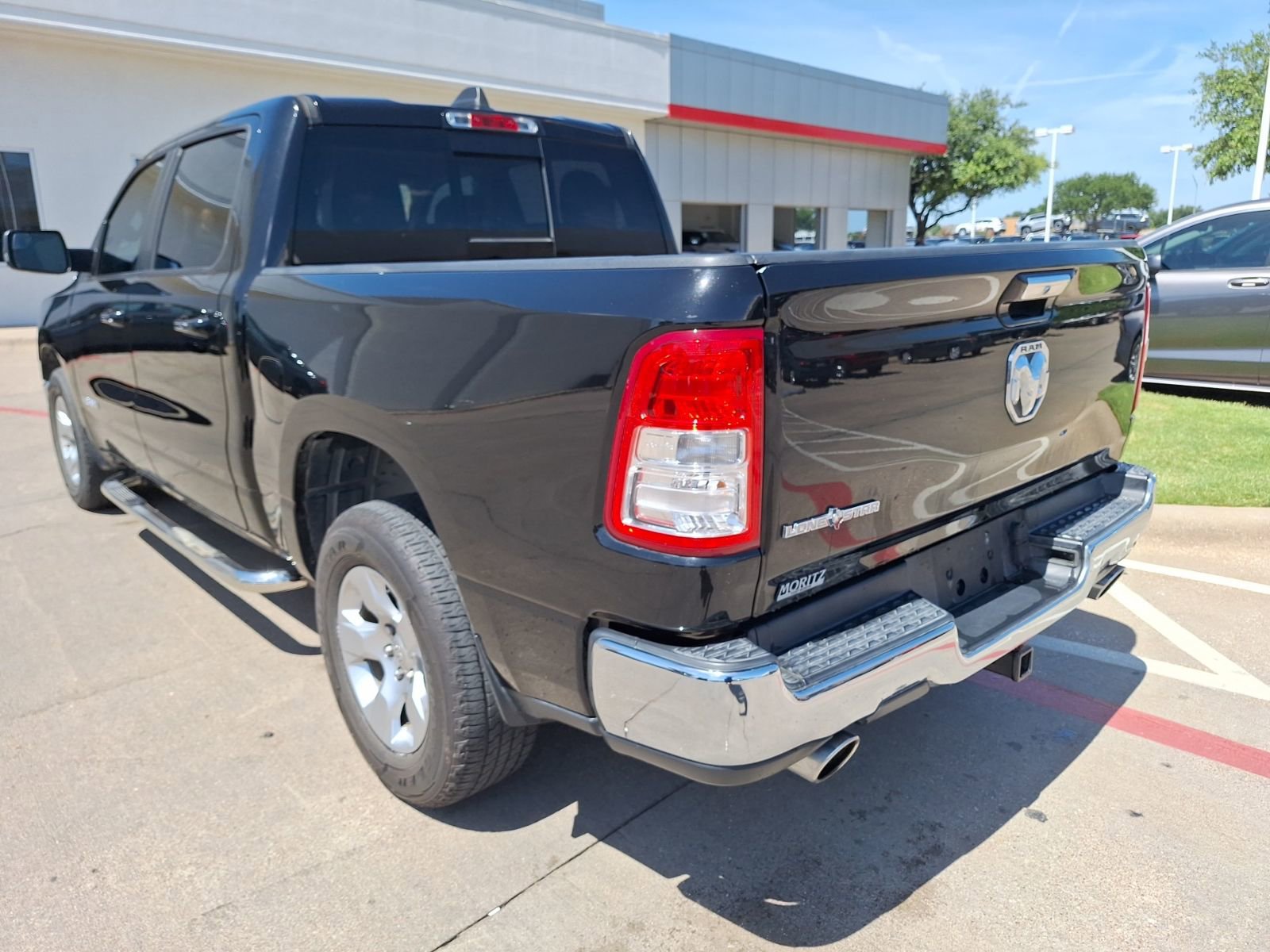 2019 Ram 1500 Big Horn Lone Star photo 3