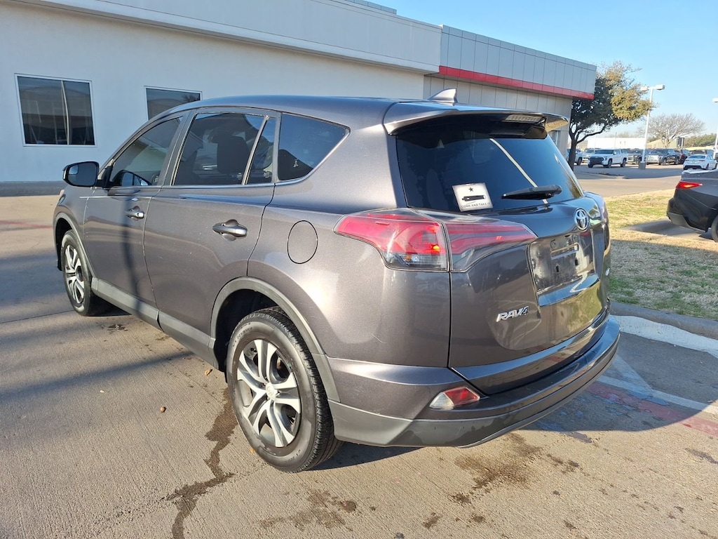 Used 2018 Toyota RAV4 LE SUV