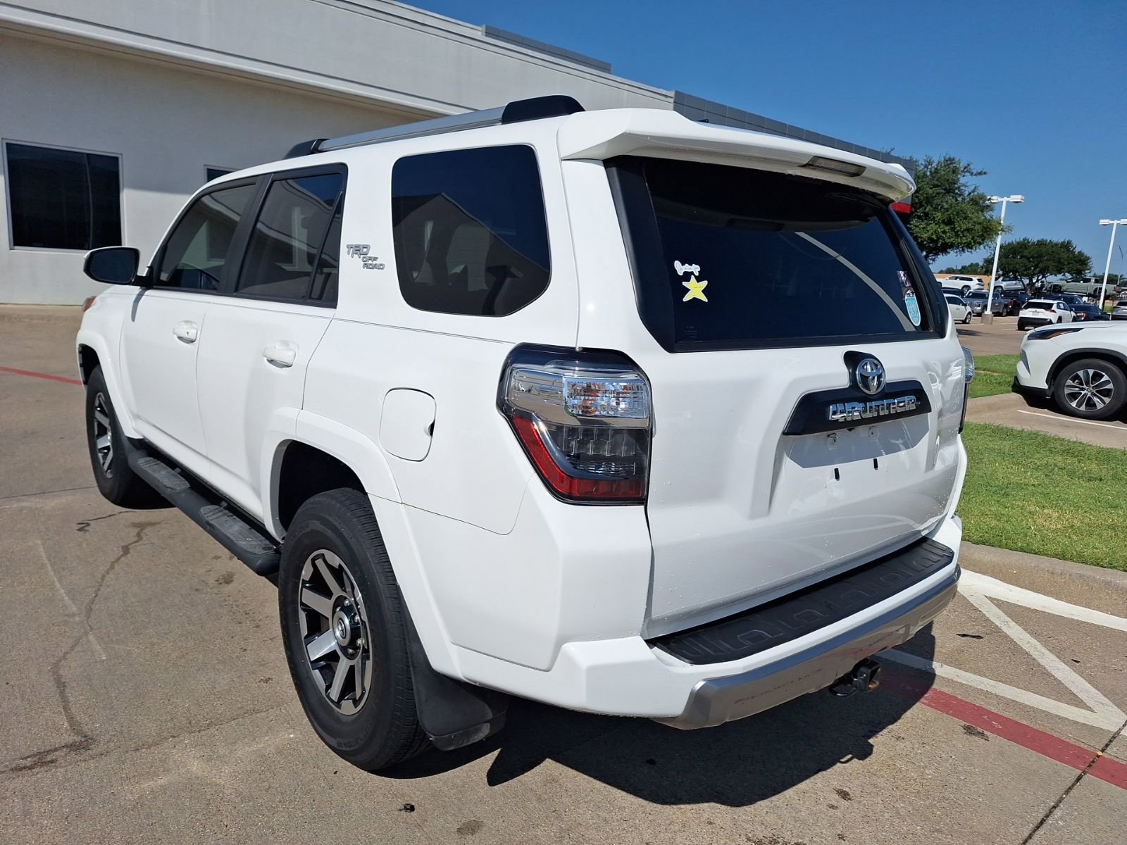 2018 Toyota 4Runner TRD Off-Road photo 3