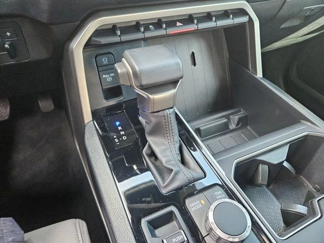 2025 Toyota Tundra SR5 - Photo 24