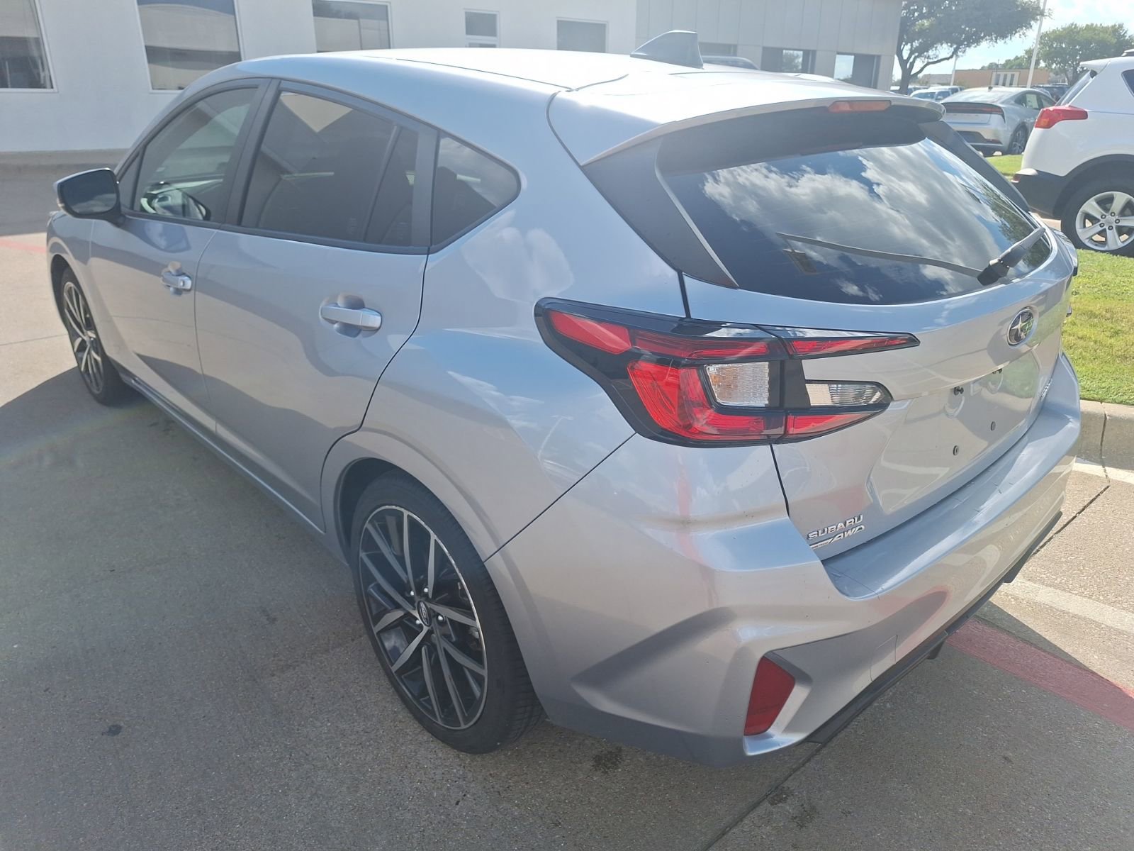2024 Subaru Impreza Sport photo 3