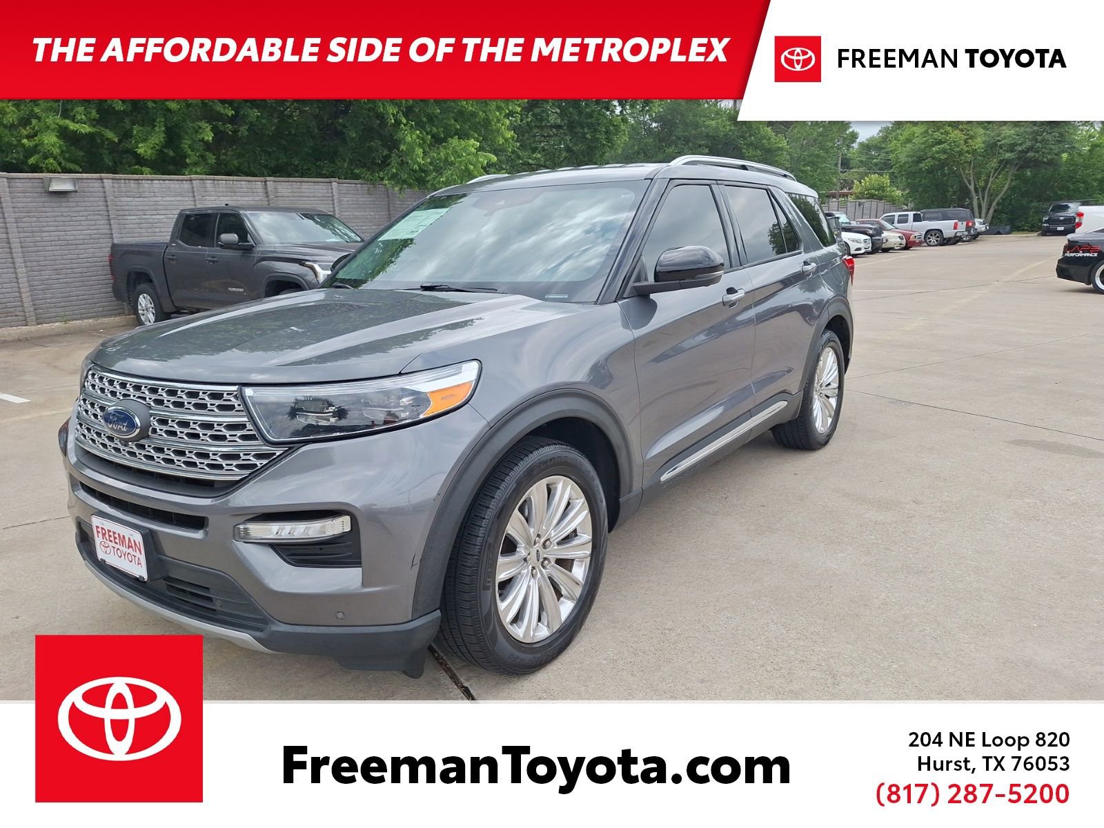 2022 Ford Explorer Limited RWD's photo
