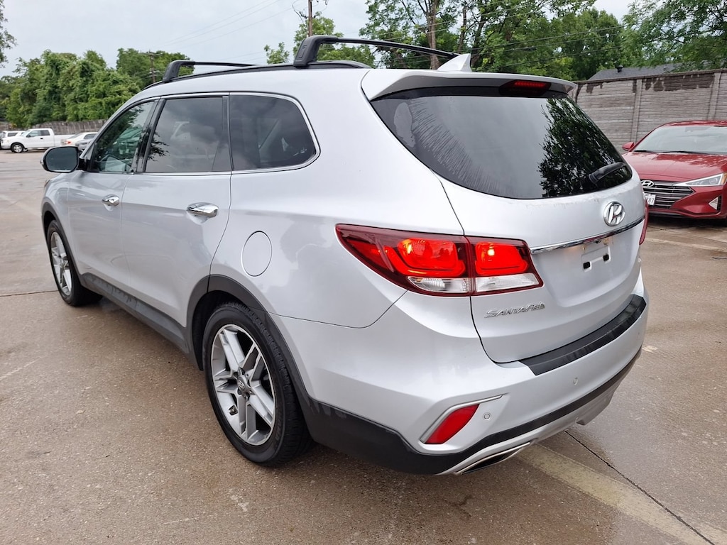 Used 2017 Hyundai Santa Fe SE Ultimate SUV