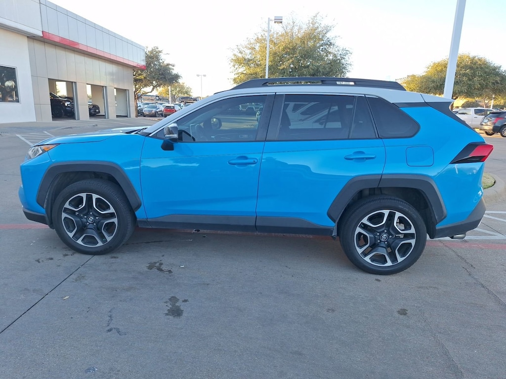 Used 2019 Toyota RAV4 AWD - Sunroof - Entune Audio SUV