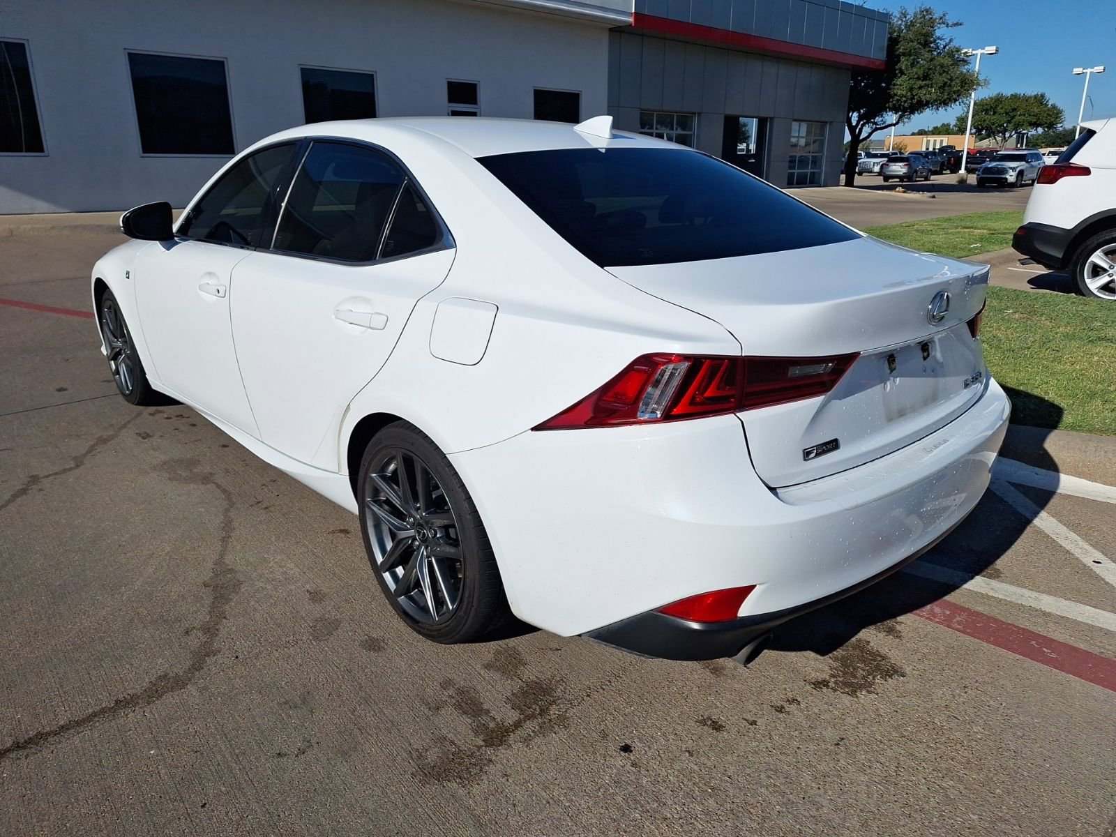2015 Lexus IS 350 photo 3