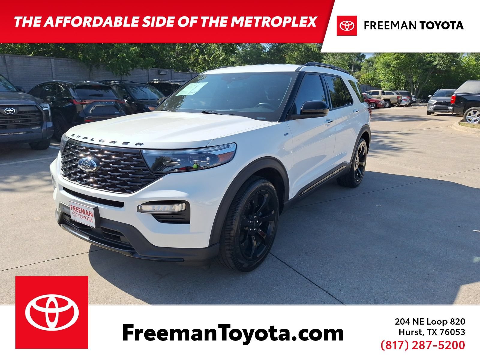 2023 Ford Explorer ST-LINE RWD's photo