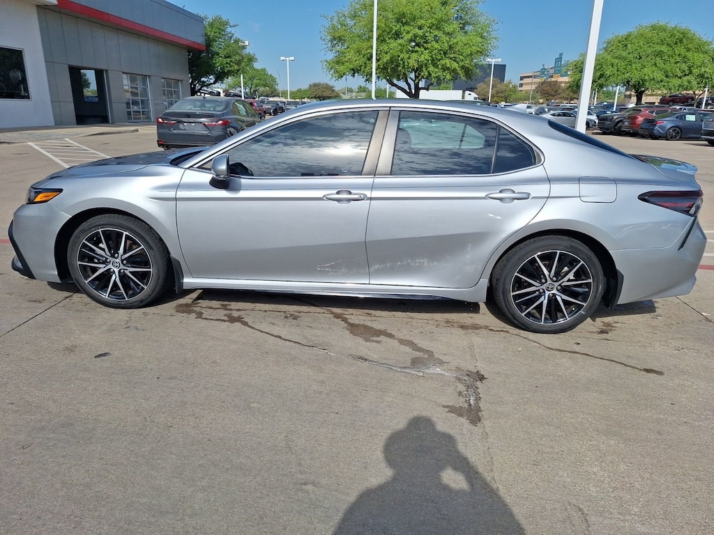 Used 2023 Toyota Camry - Convenience Pkg - Blind-Spot Sedan