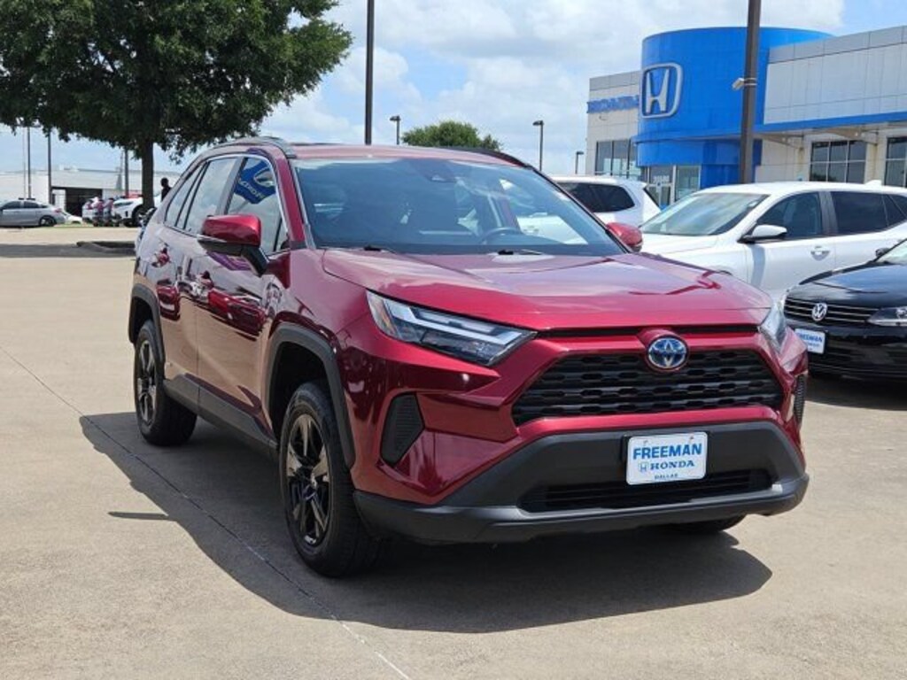 Used 2022 Toyota RAV4 Hybrid XLE SUV