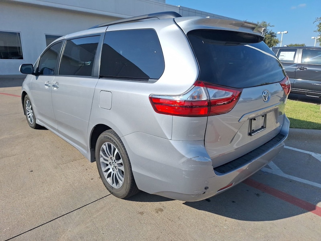 Used 2018 Toyota Sienna 7 Passenger Van Passenger Van