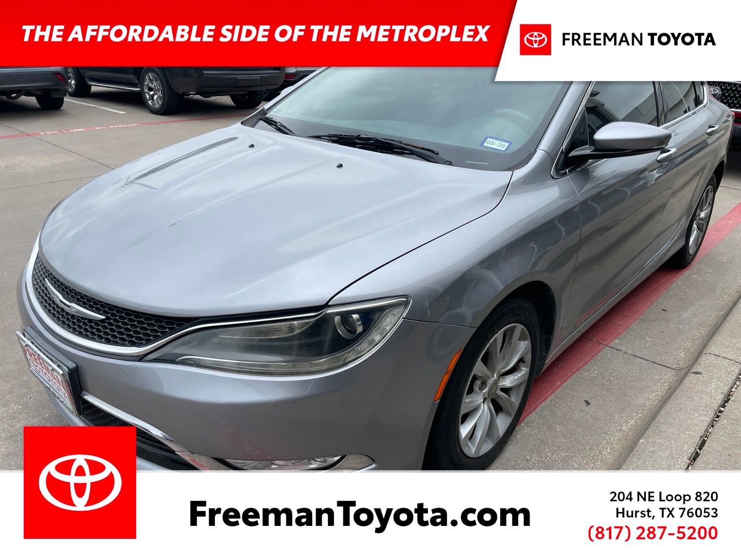 2015 Chrysler 200 C's photo