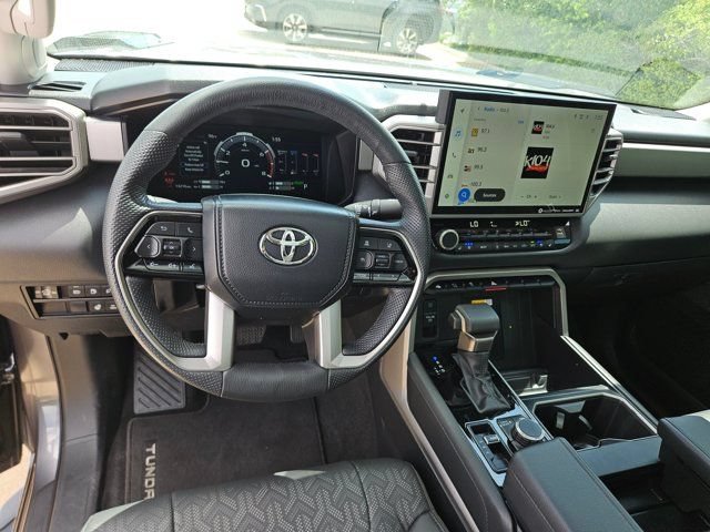 2024 Toyota Tundra Limited - Photo 18