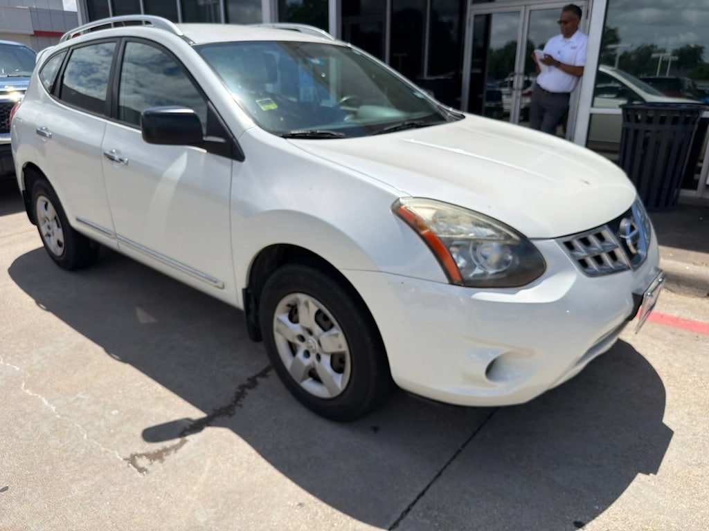 Used 2014 Nissan Rogue Select S SUV