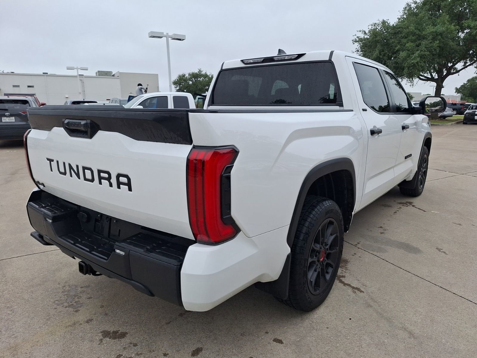 2025 Toyota Tundra SR5 - Photo 6
