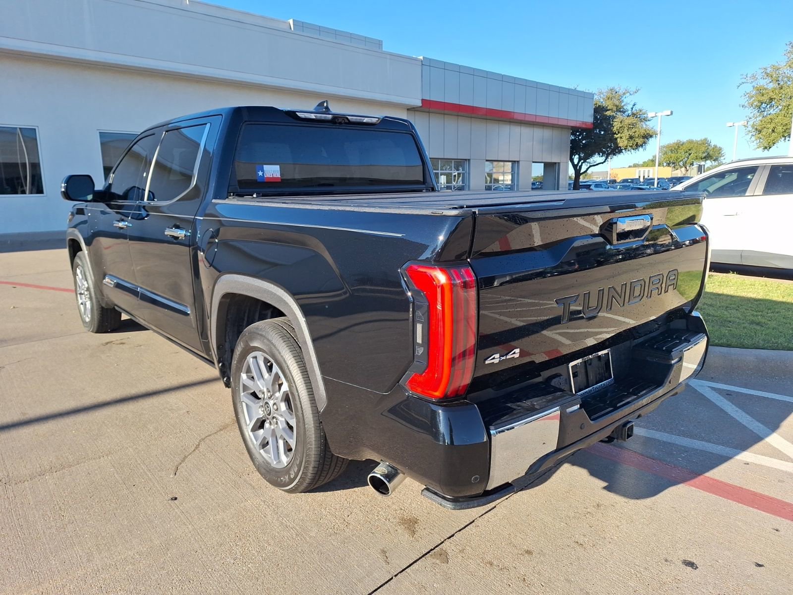 2022 Toyota Tundra 1794 Edition photo 3