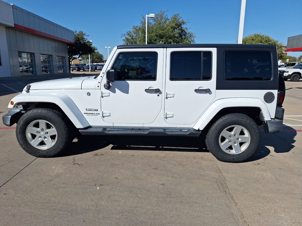 Used 2016 Jeep Wrangler JK Unlimited Unlimited Sport SUV