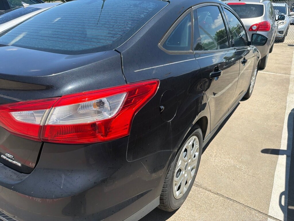 Used 2012 Ford Focus SE Sedan