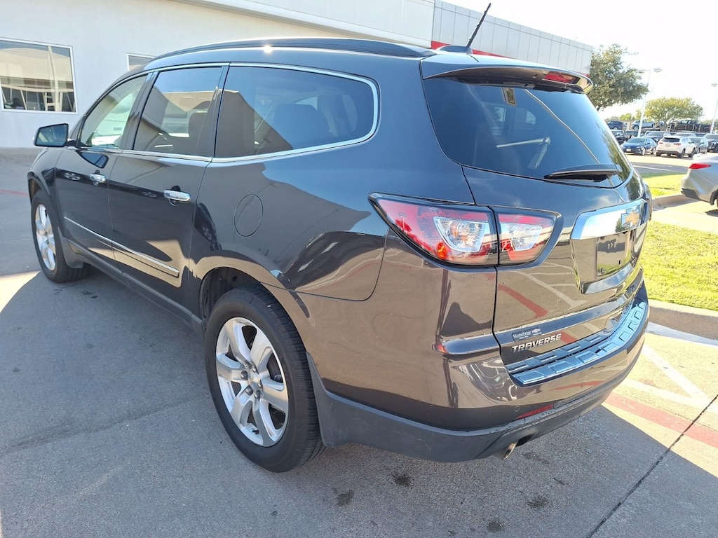Used 2017 Chevrolet Traverse - Rear Entertainment SUV