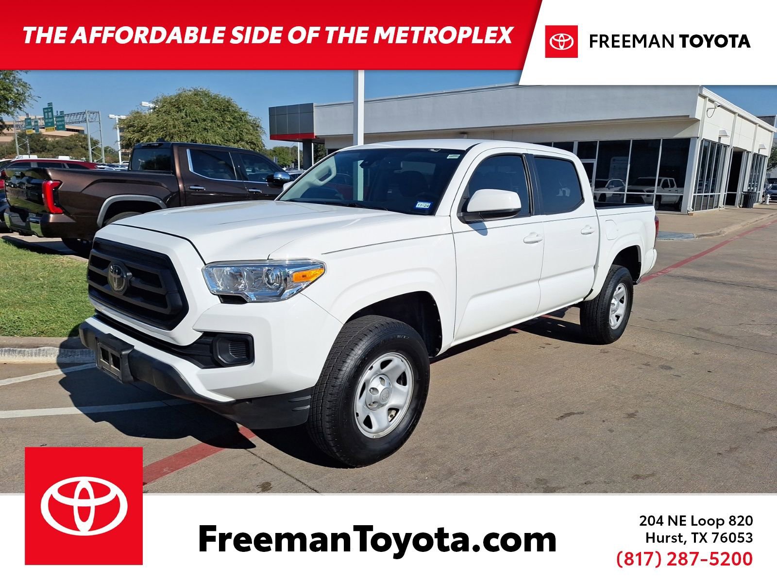 2022 Toyota Tacoma SR's photo