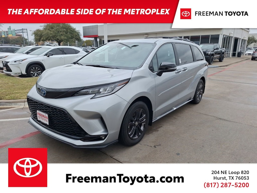 Used 2025 Toyota Sienna Premium AWD - Entertainment Pkg Van Passenger Van