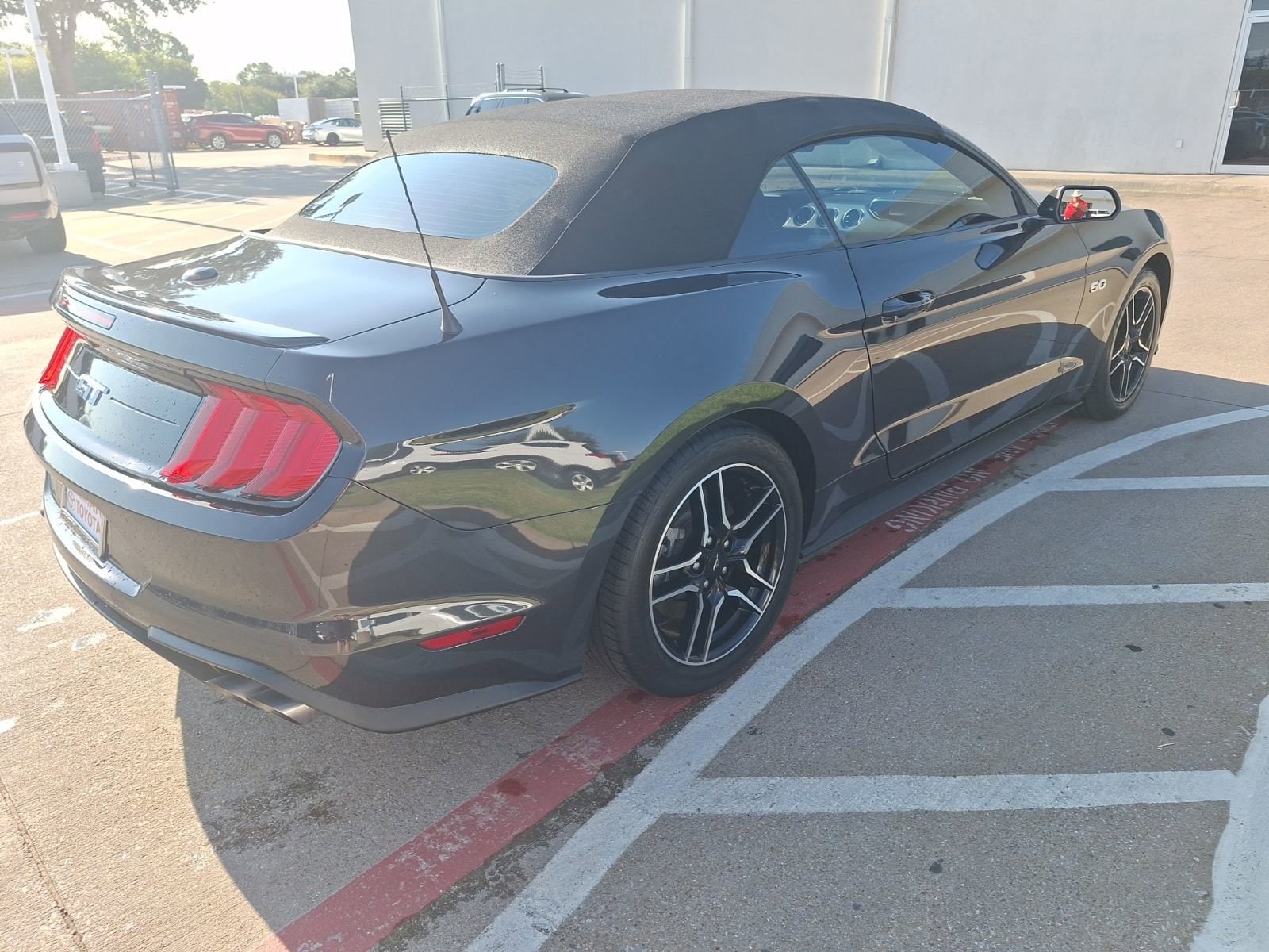 2023 Ford Mustang GT Premium - Photo 6