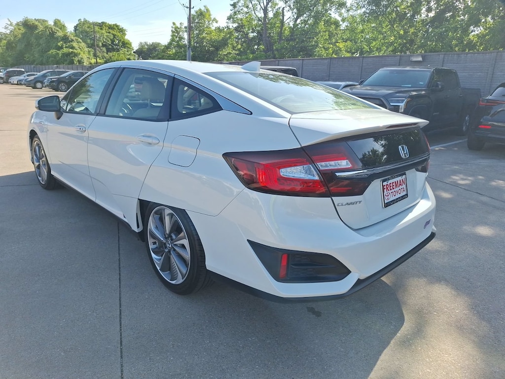 Used 2019 Honda Clarity Plug-In Hybrid Base Sedan