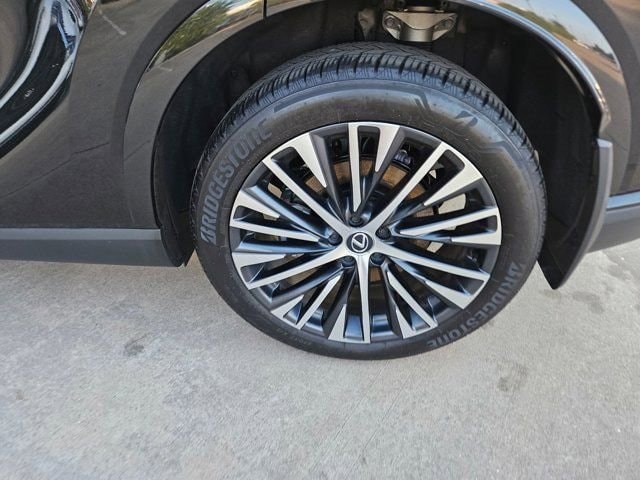 2024 Lexus RX Hybrid 350h - Photo 12