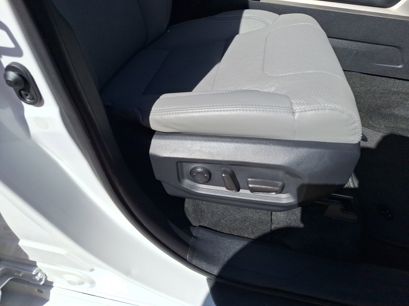 2024 Toyota Sequoia Limited - Photo 35