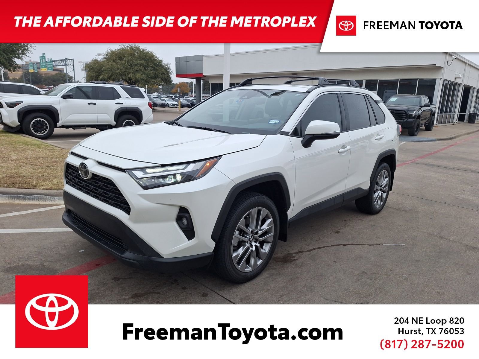 2022 Toyota RAV4 XLE Premium's photo