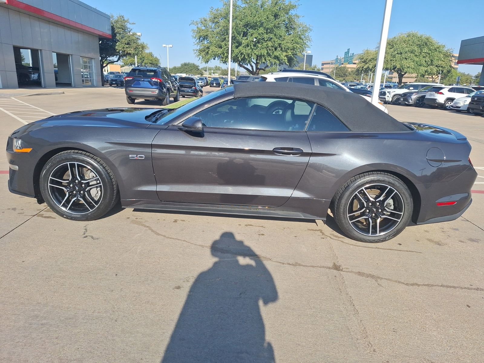 2023 Ford Mustang GT photo 2