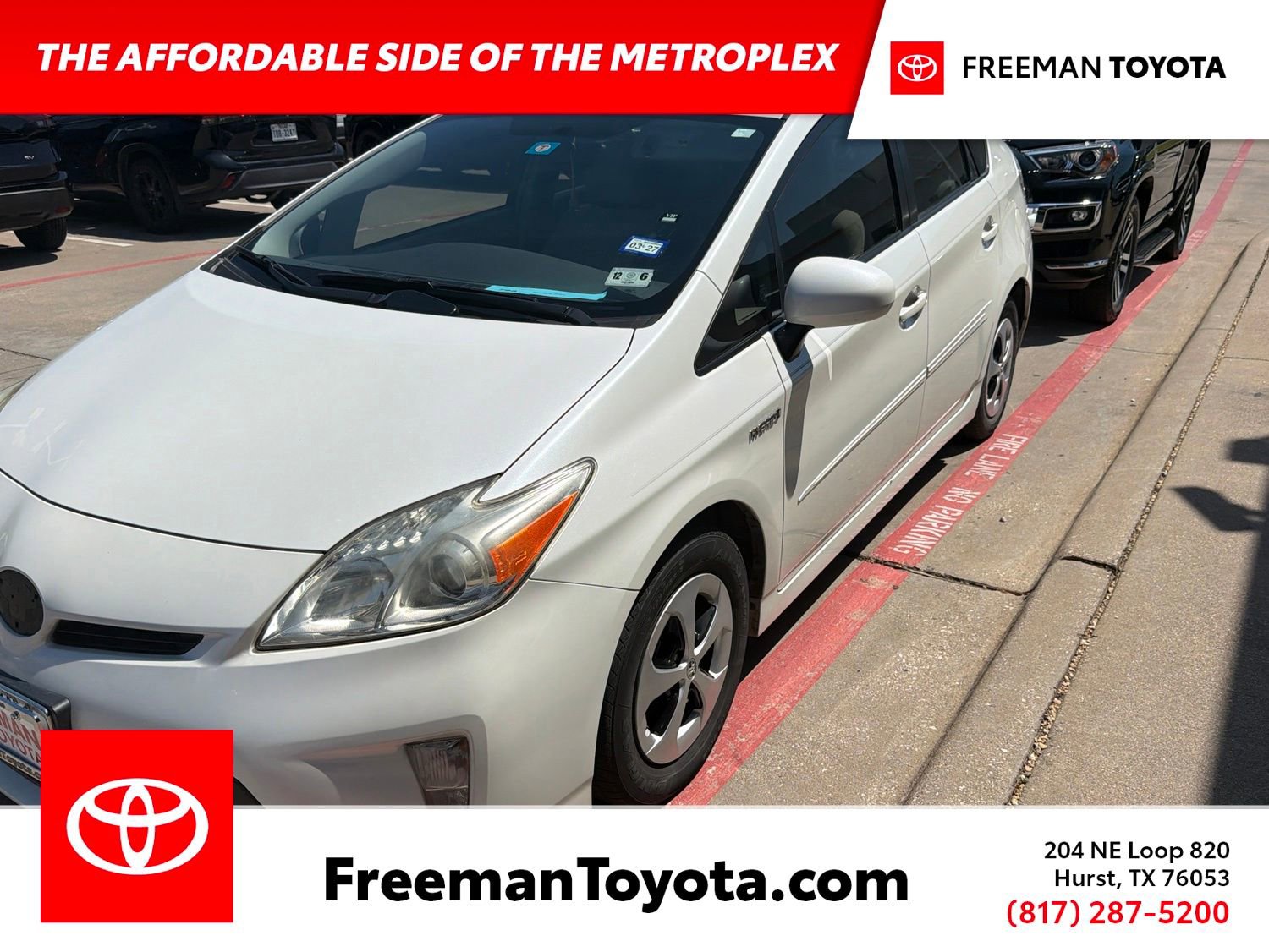 2015 Toyota Prius Three's photo