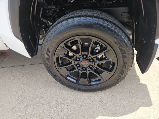 2025 Toyota Tundra SR5 - Photo 15