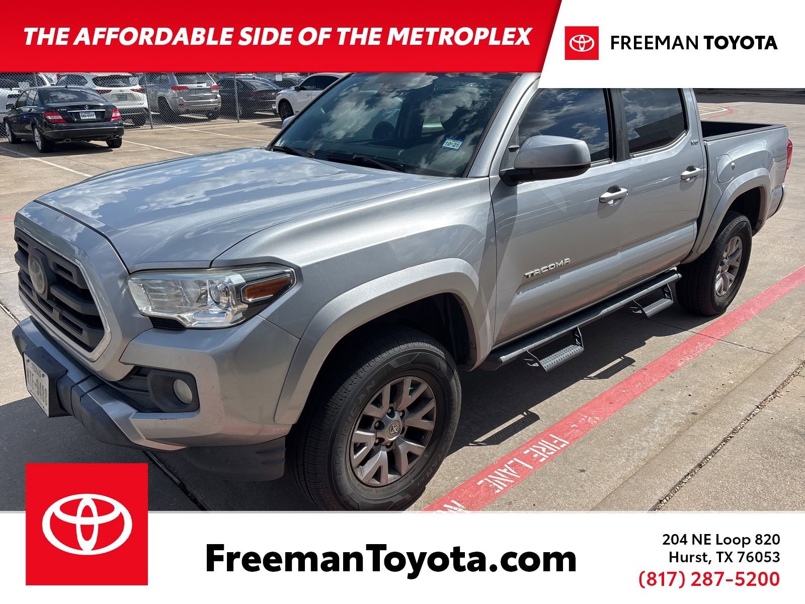 2019 Toyota Tacoma SR5's photo