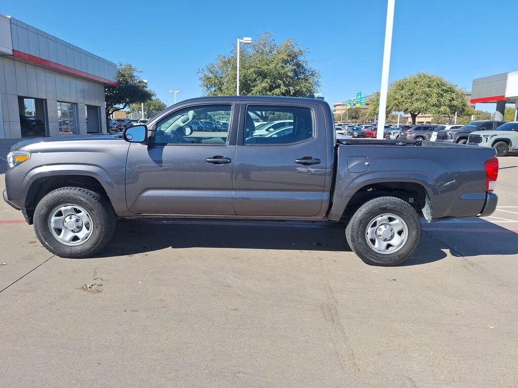 Used 2017 Toyota Tacoma SR Truck Double Cab