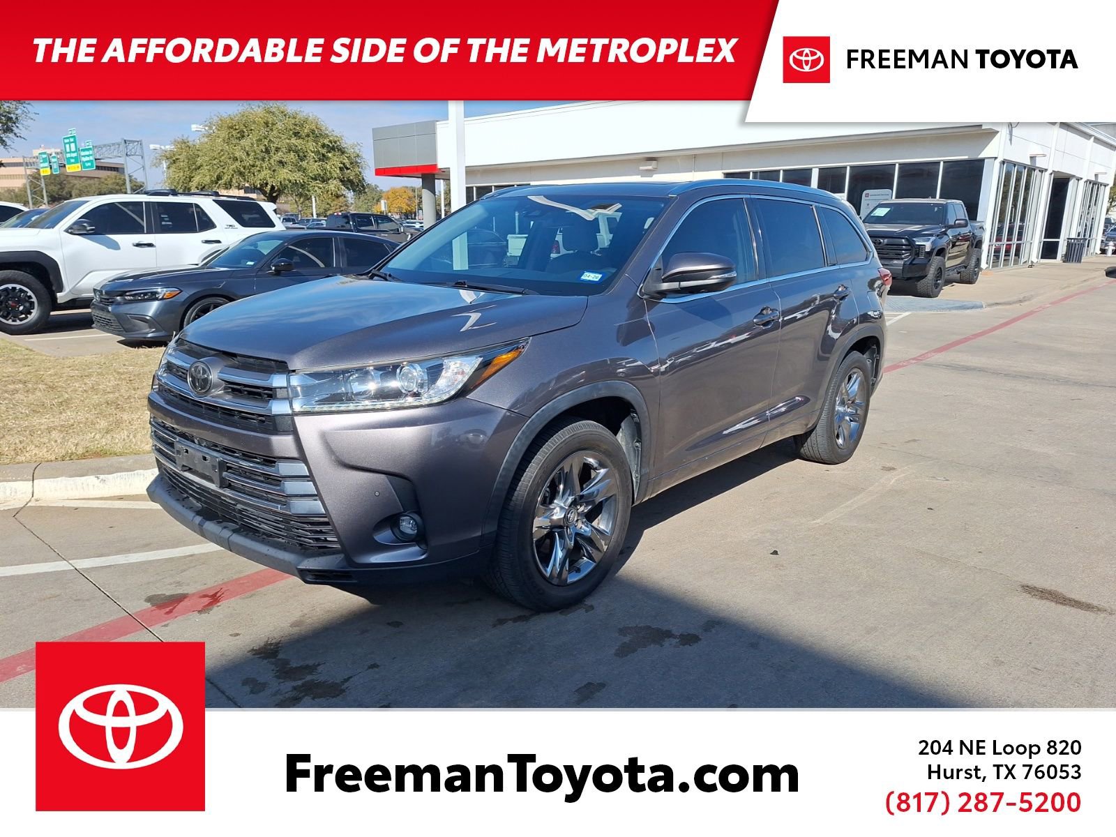 2019 Toyota Highlander Limited Platinum's photo