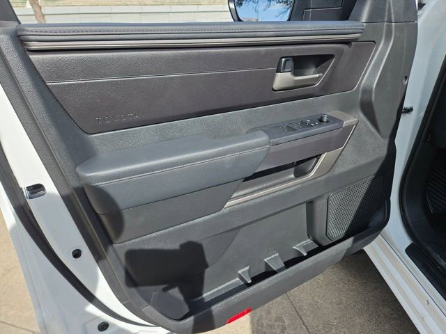 2025 Toyota Tundra SR5 - Photo 19
