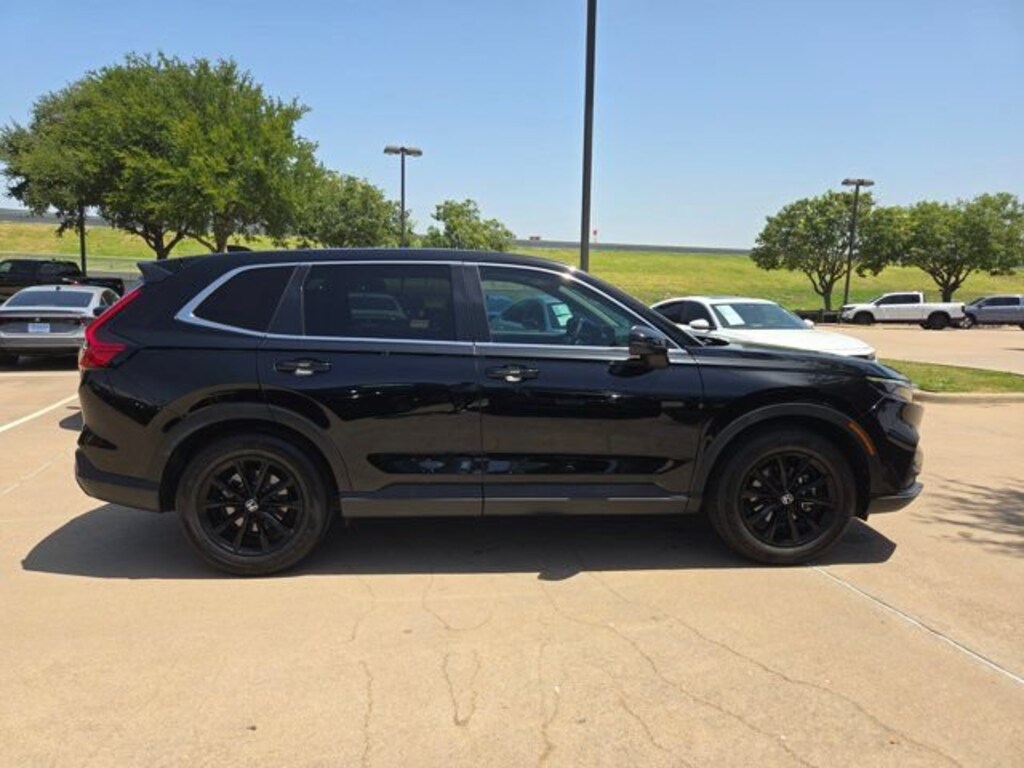 Used 2025 Honda CR-V EX SUV