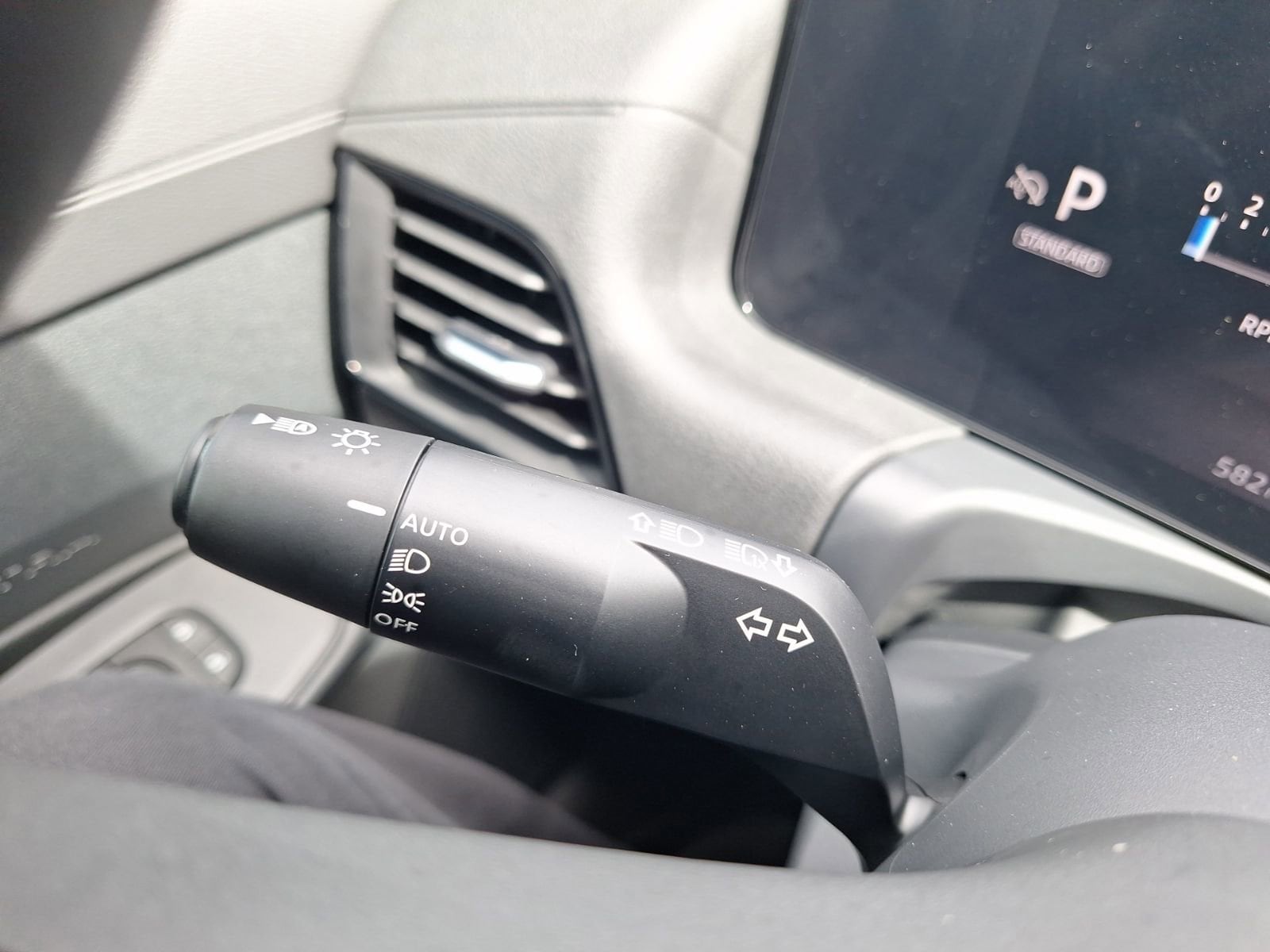2026 Nissan Sentra SV - Photo 21