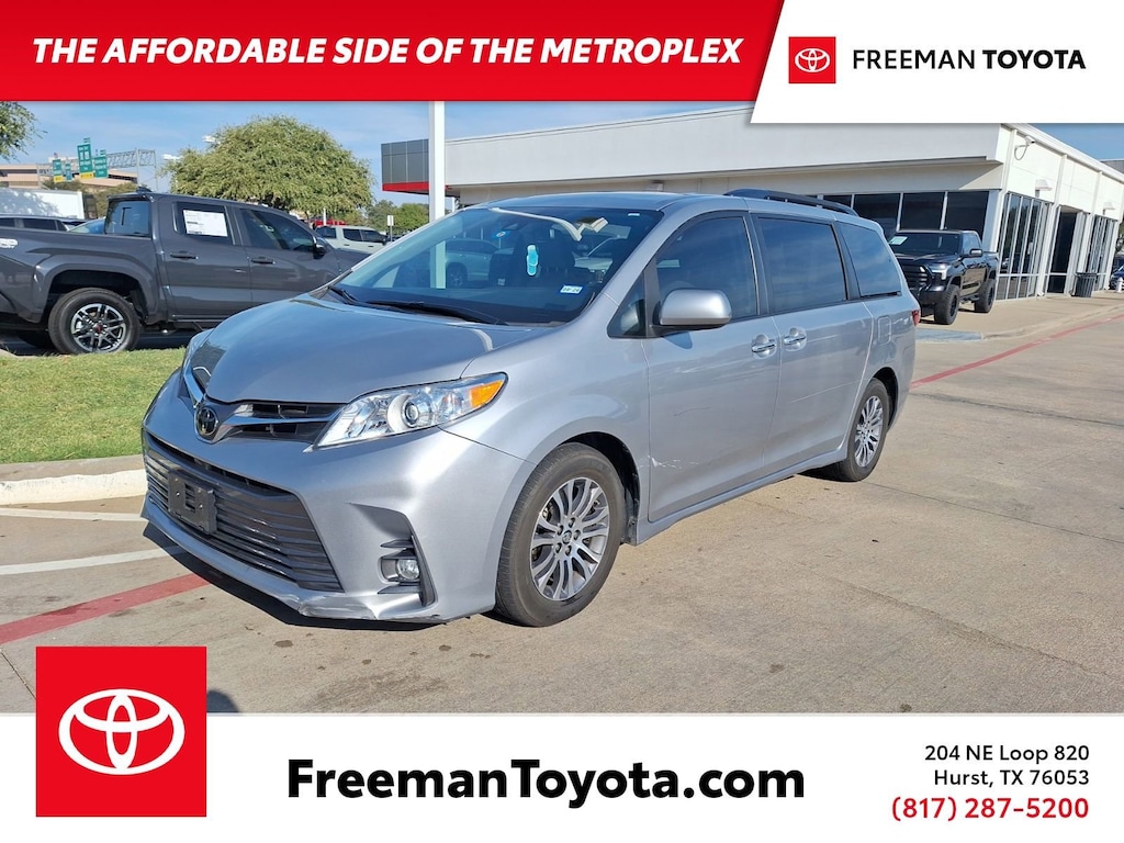 Used 2018 Toyota Sienna 7 Passenger Van Passenger Van